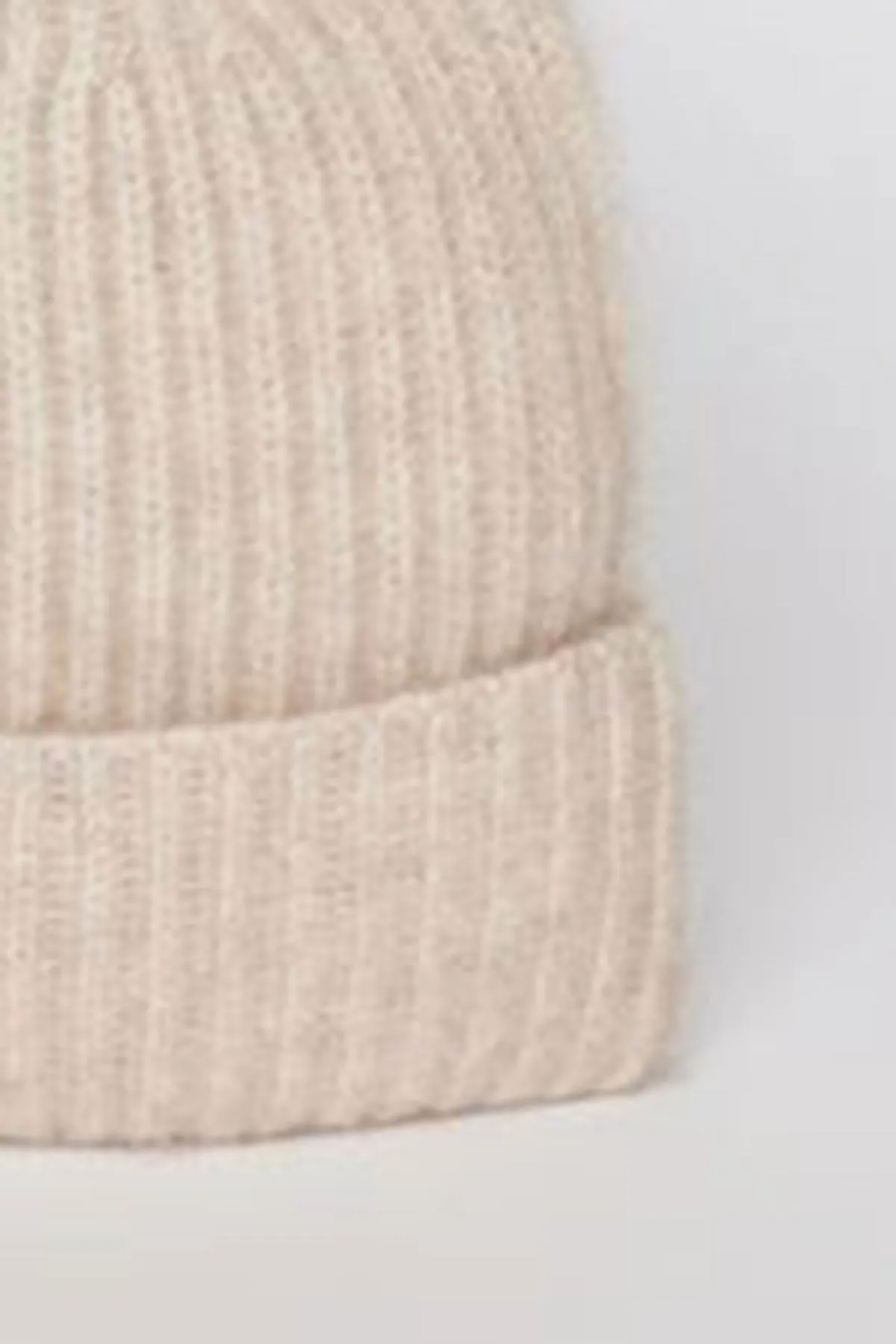 CASHMERE RIB BEANIE